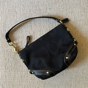 Coach black mini Carly